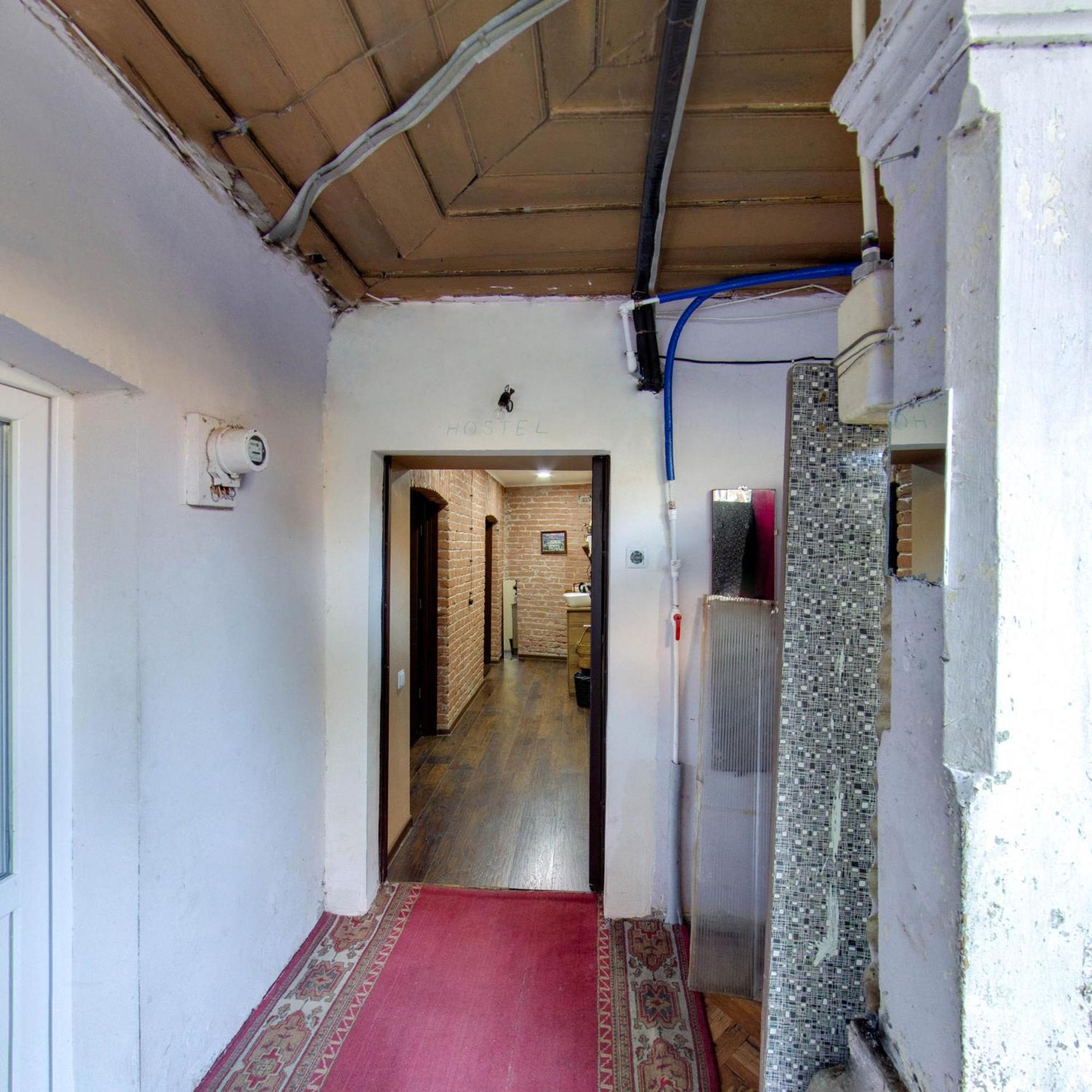 Hostel Pirosmani Tbilissi Extérieur photo